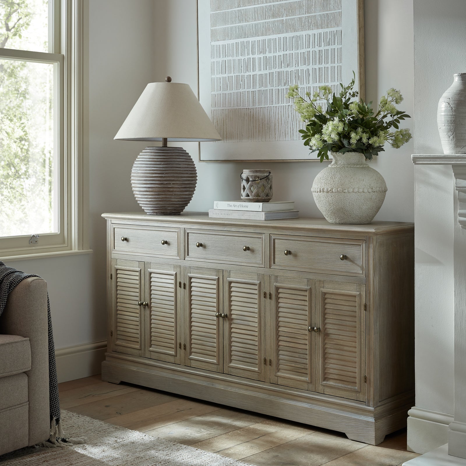 Delphine Collection 6 Door 3 Drawer sideboard !! New In!!