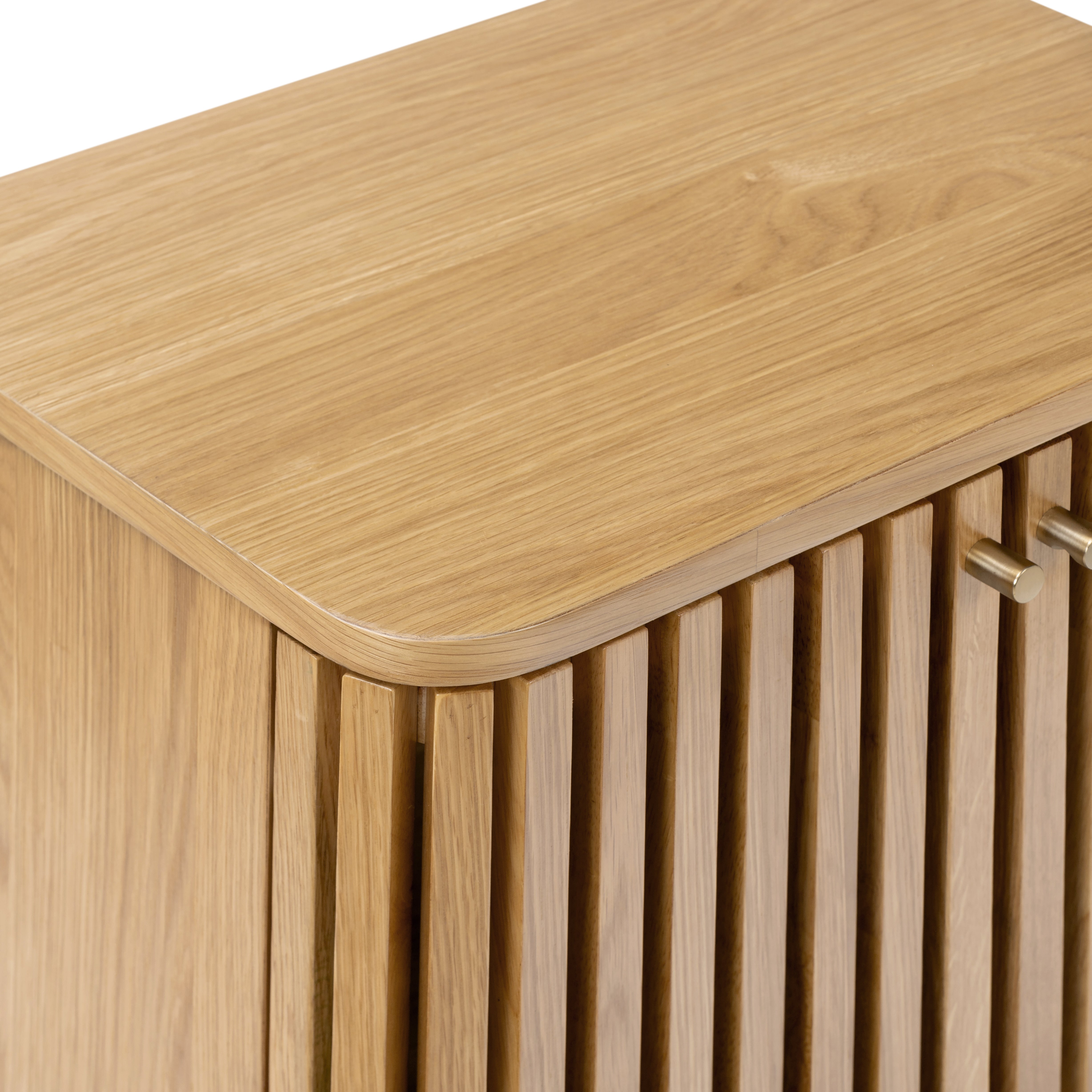 Soho Oak Round bedside/sidetable