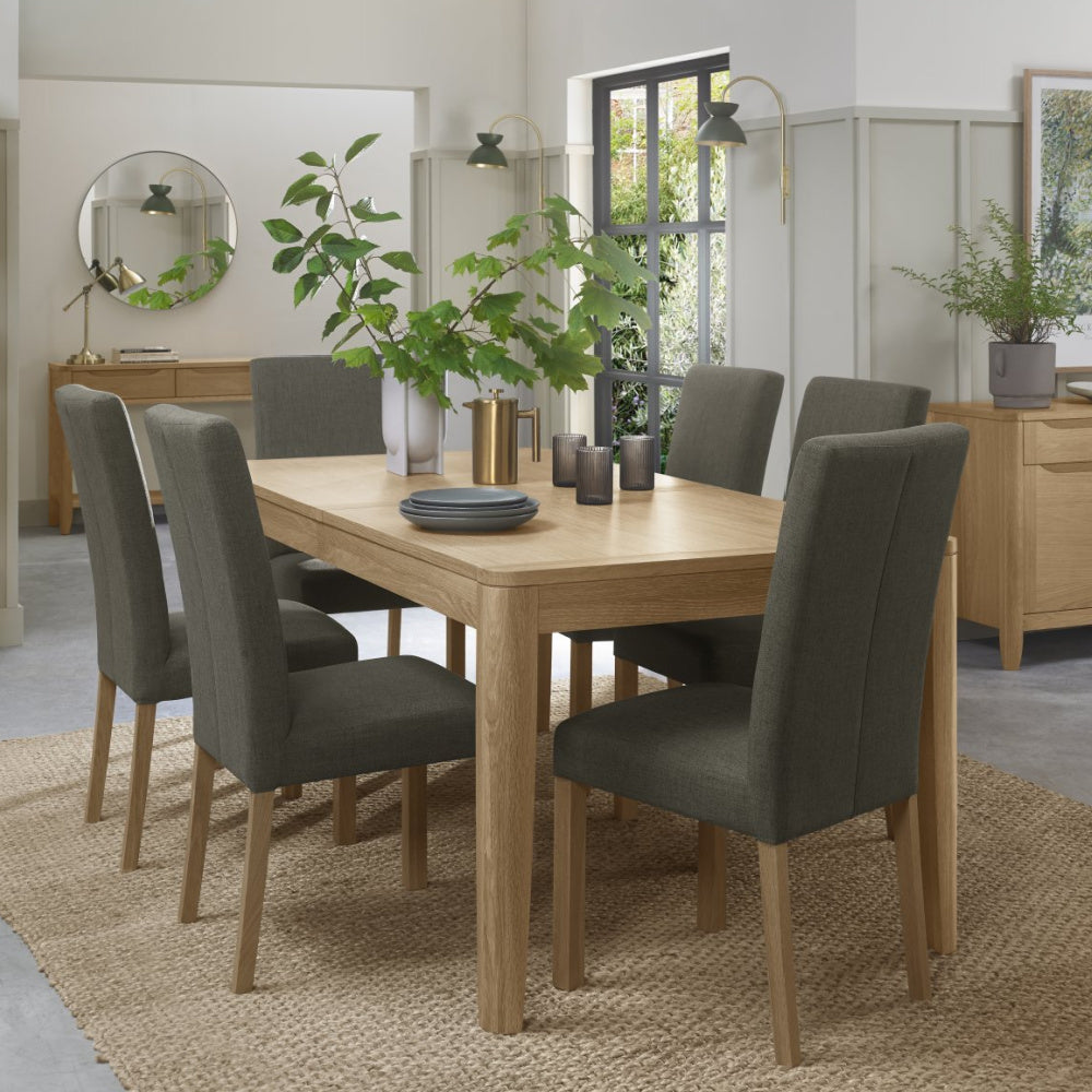 Chester Oak 6-8 Extension Dining Table
