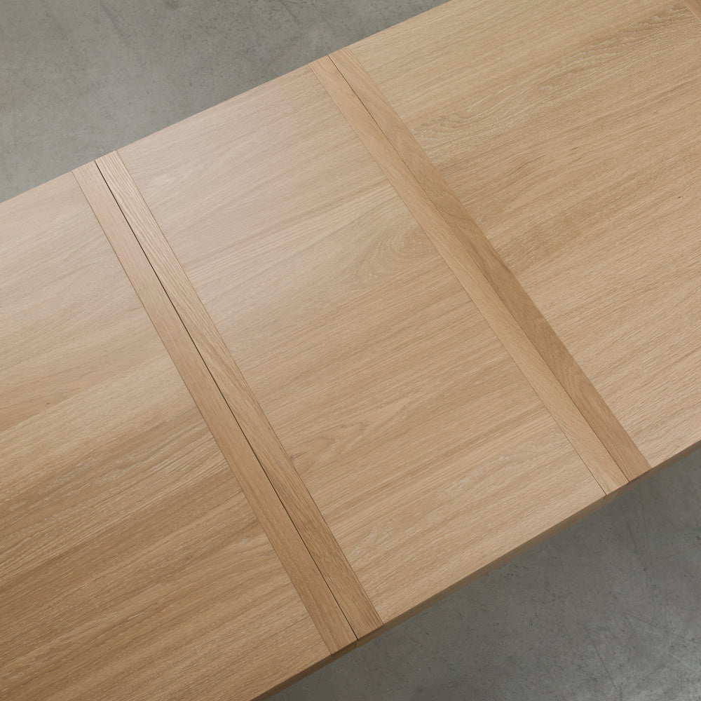 Chester Oak 6-8 Extension Dining Table