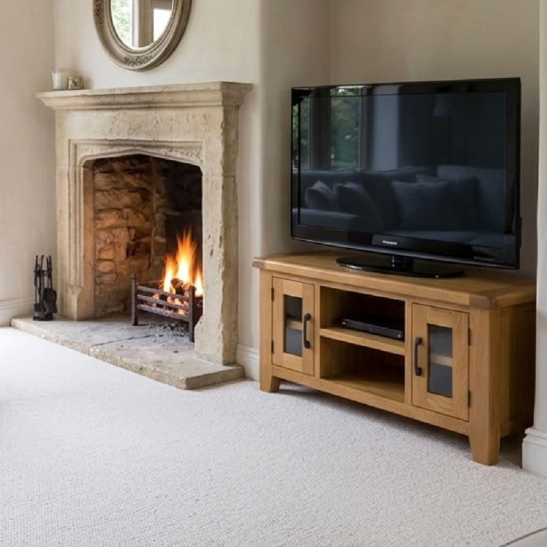 Hampshire Large TV Unit