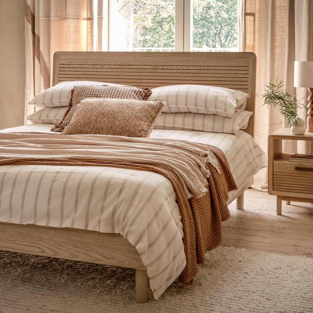W+G HARPER - 180CM BED OAK SUPER KINGSIZE