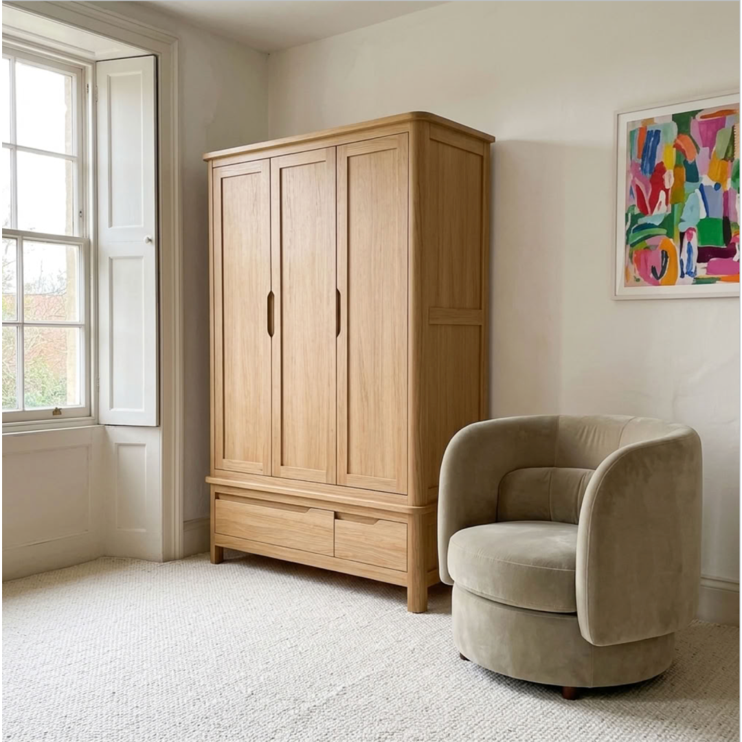 Hexham Oak Triple wardrobe