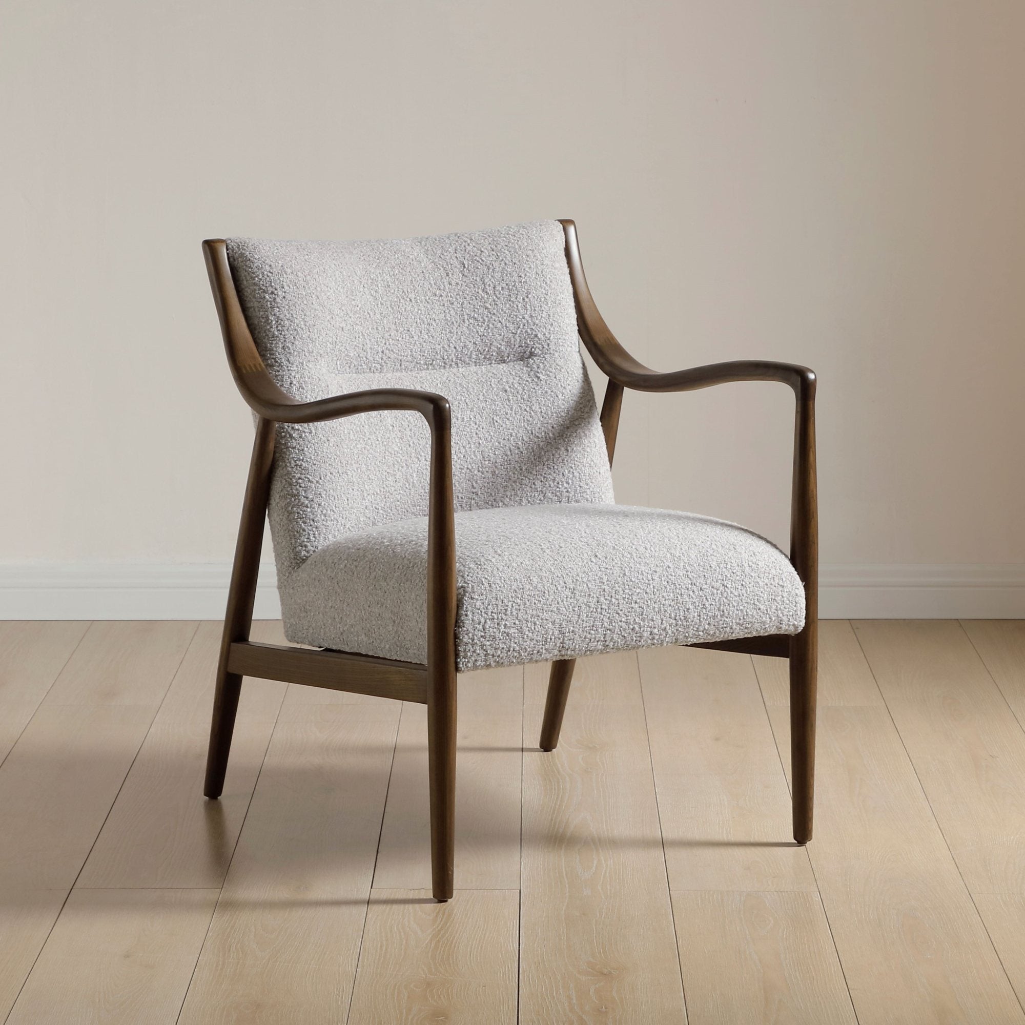Tarquin Chair Vintage Tan