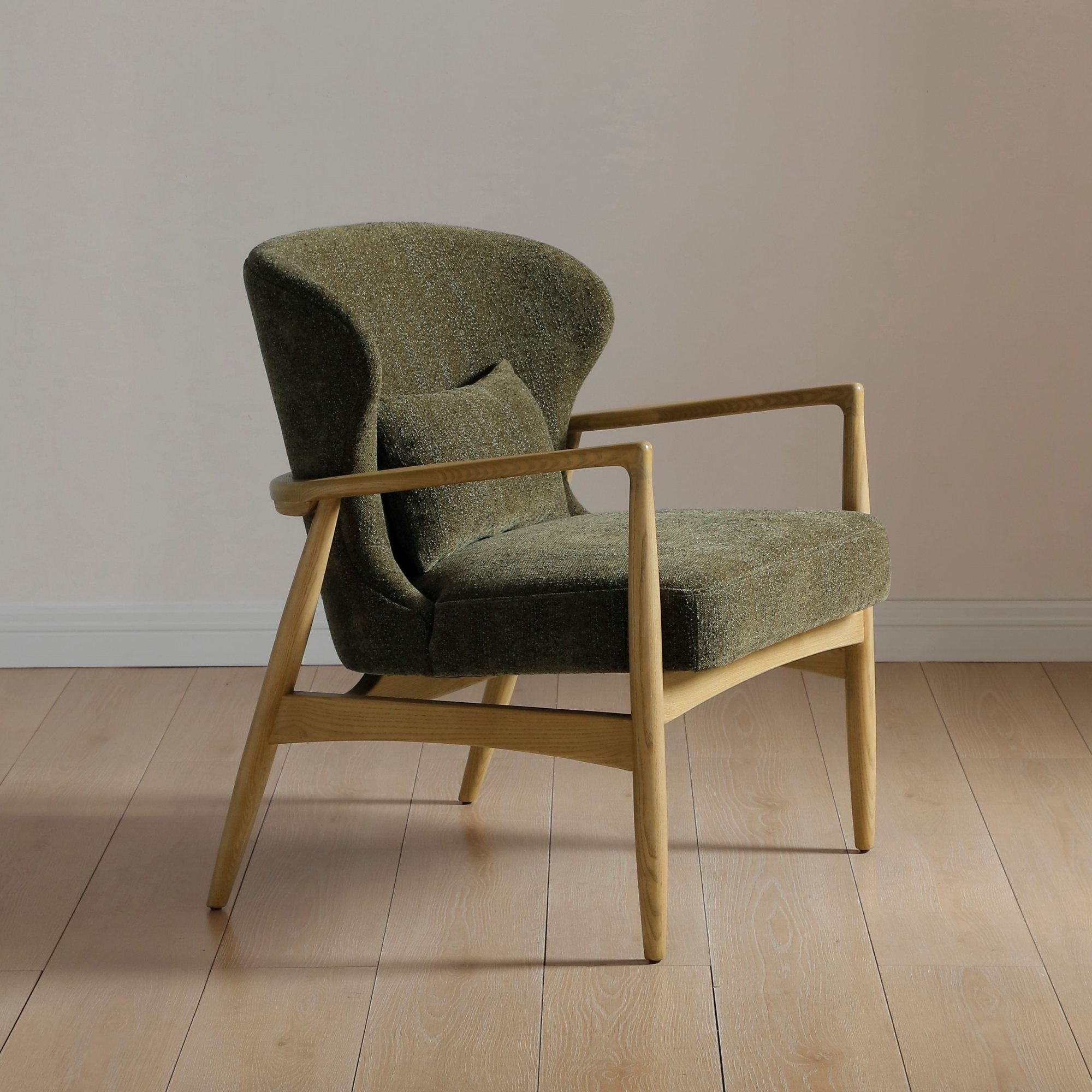 Milo Chair Tan Spit Leather