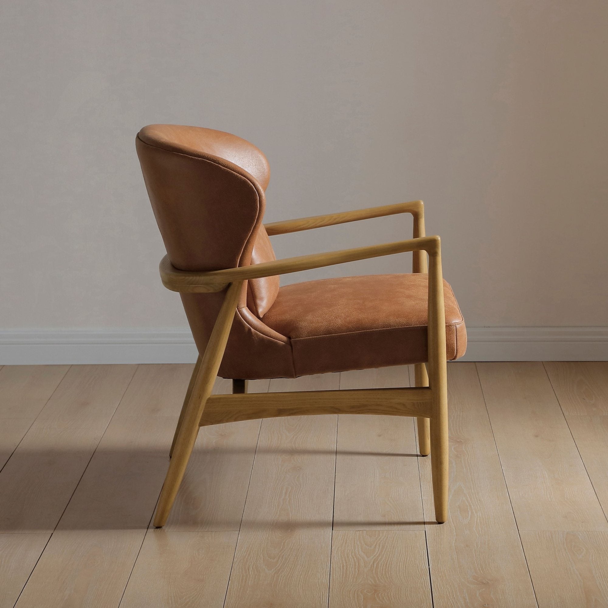 Milo Chair Tan Spit Leather