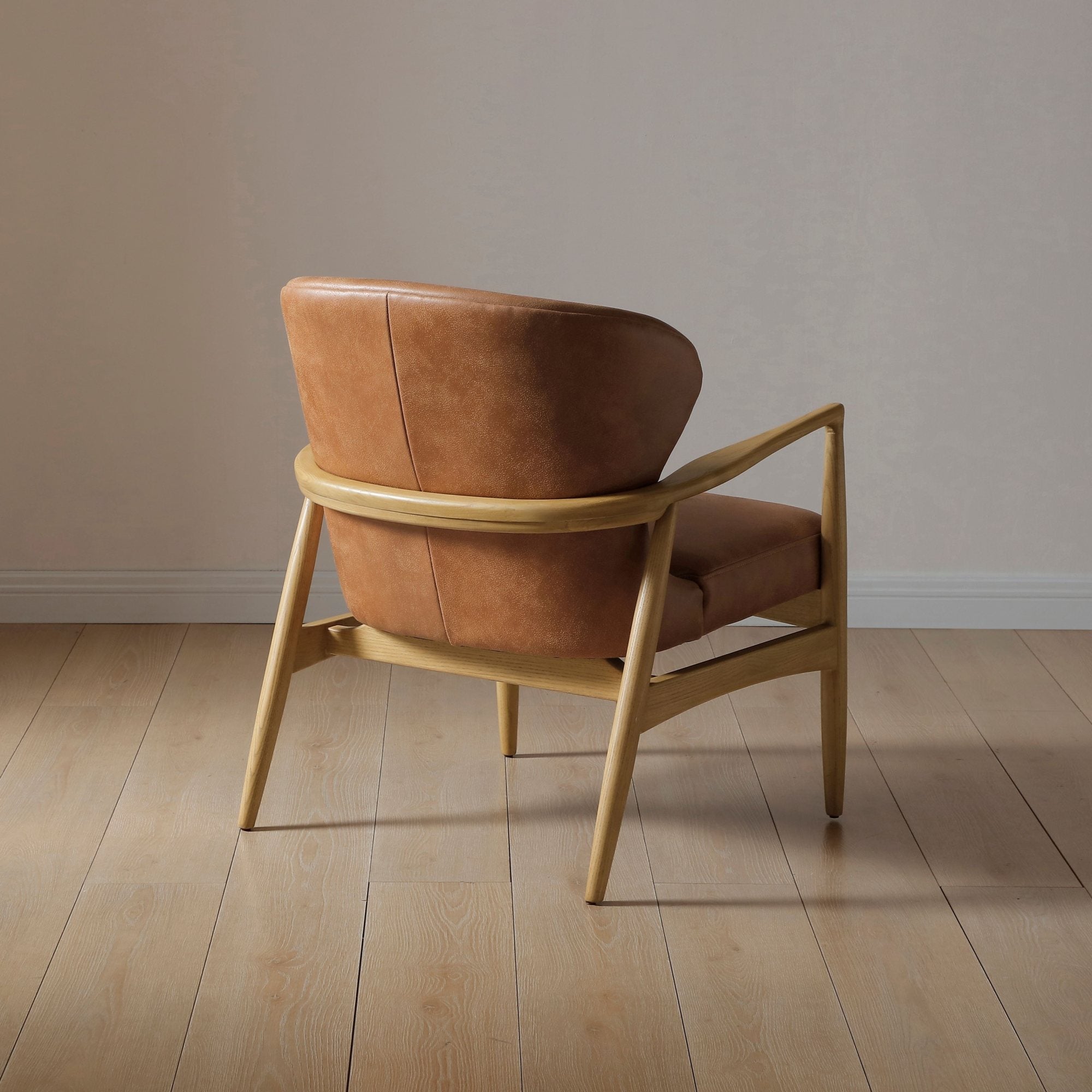 Milo Chair Tan Spit Leather