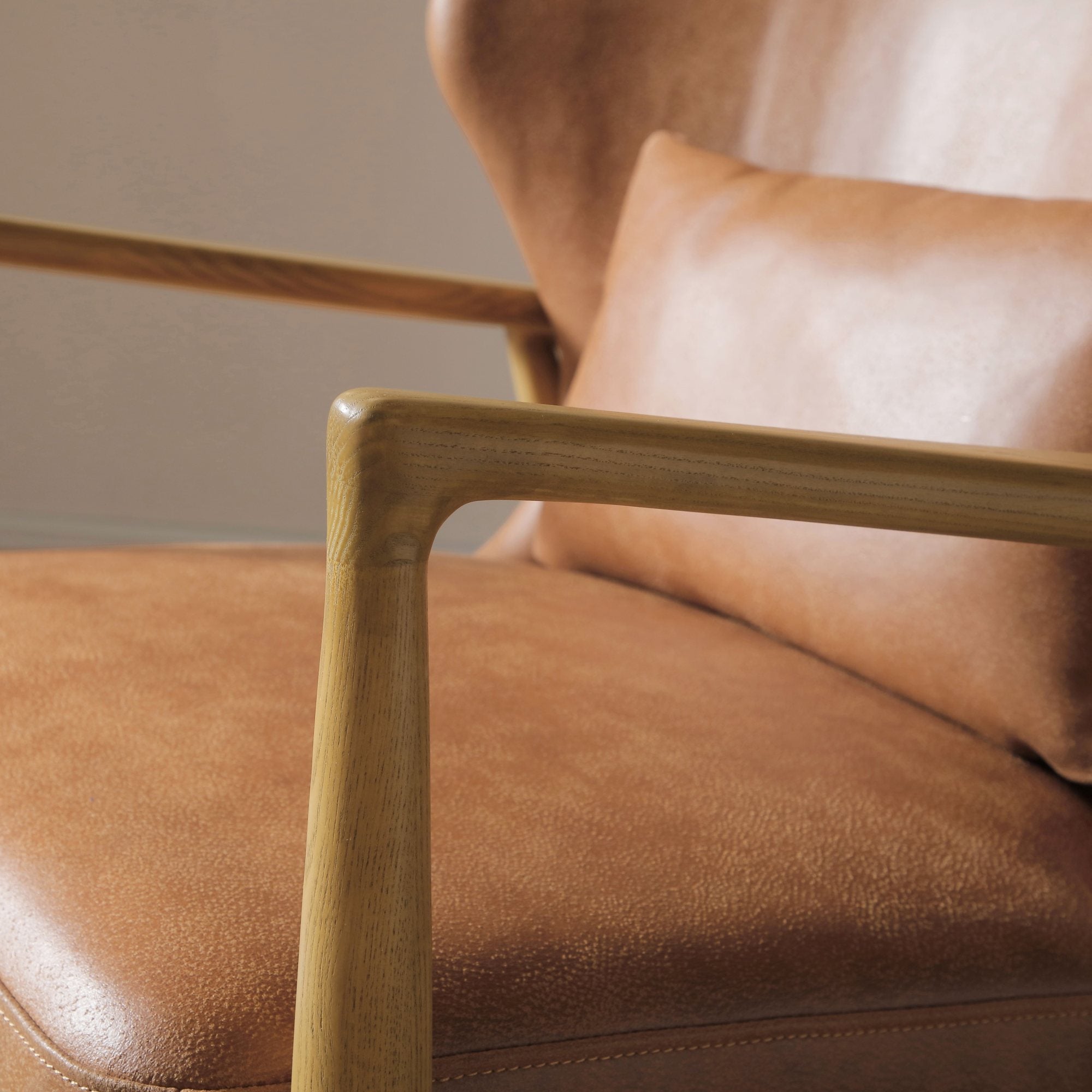 Milo Chair Tan Spit Leather