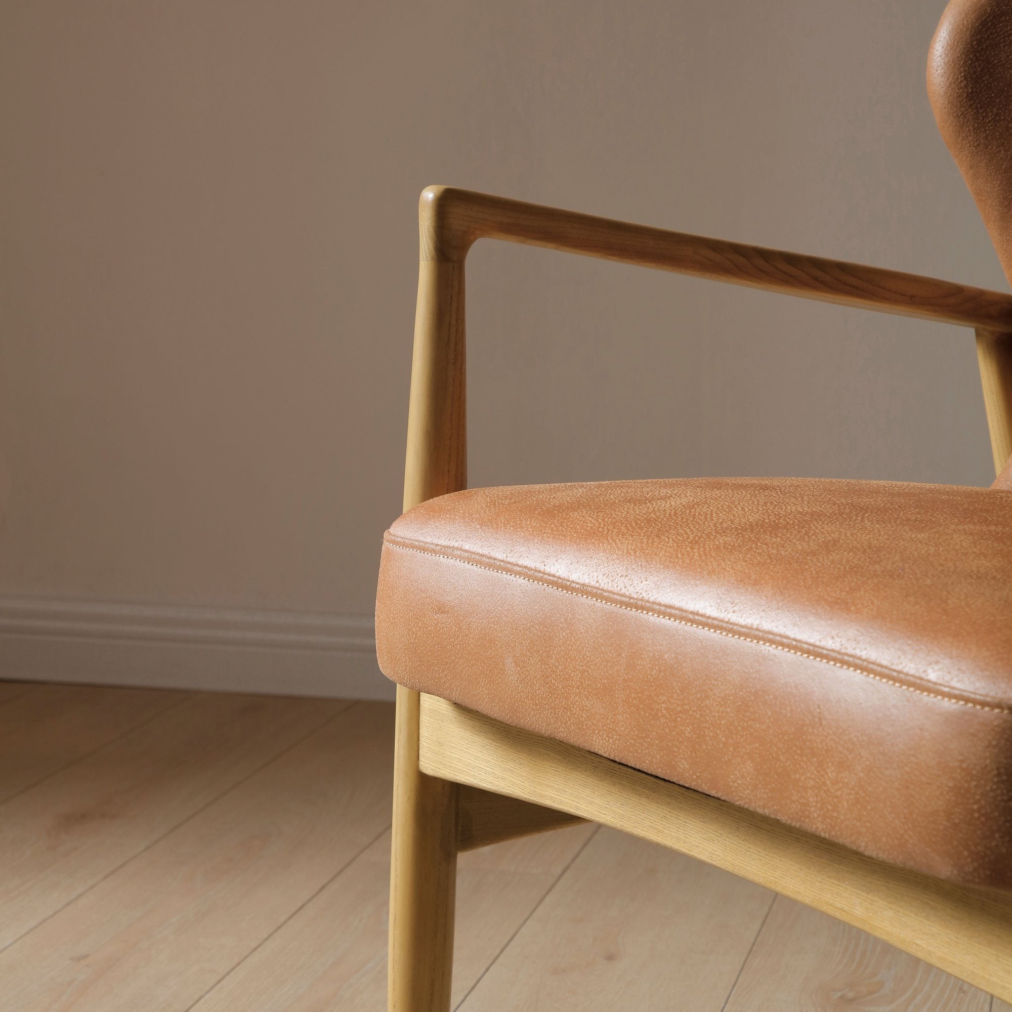 Milo Chair Tan Spit Leather