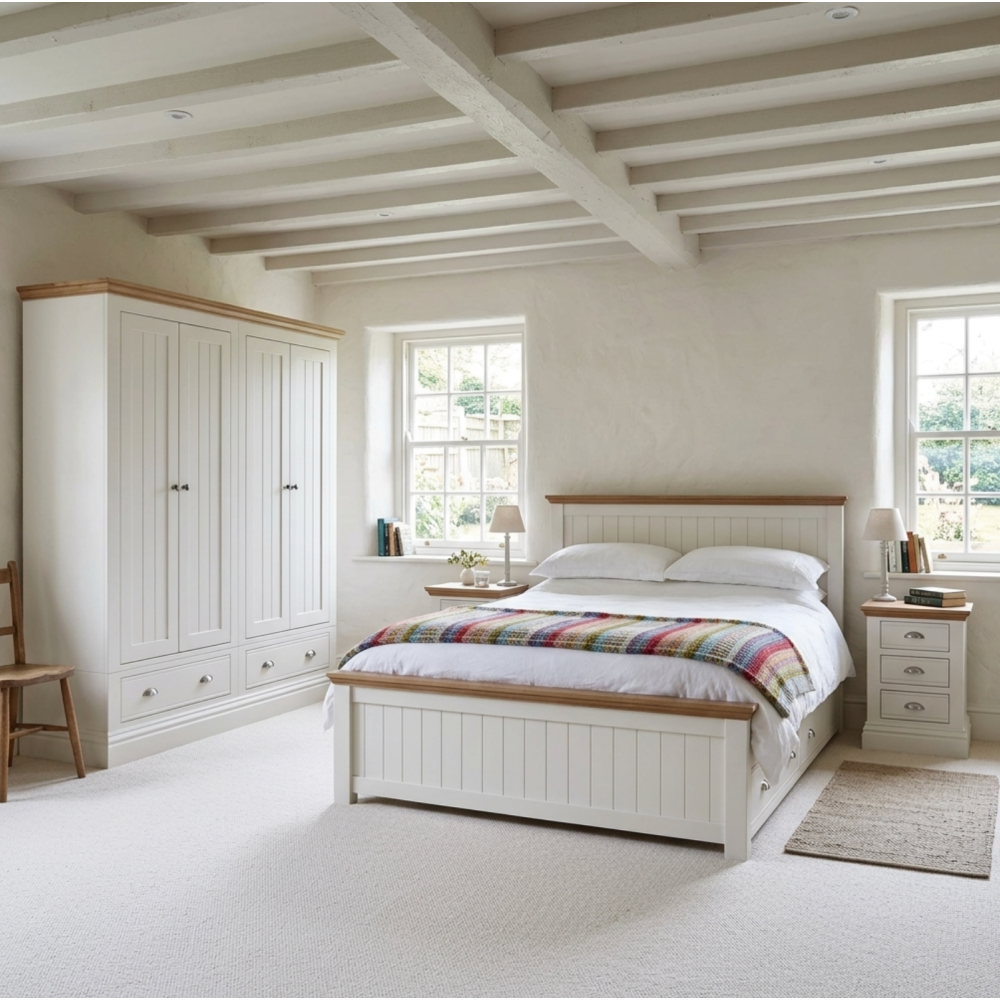 New England Painted 4 door wardrobe with drawers
