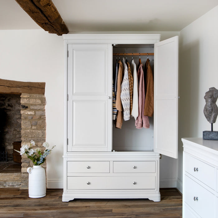 Dartmouth white Douible wardrobe with drawers