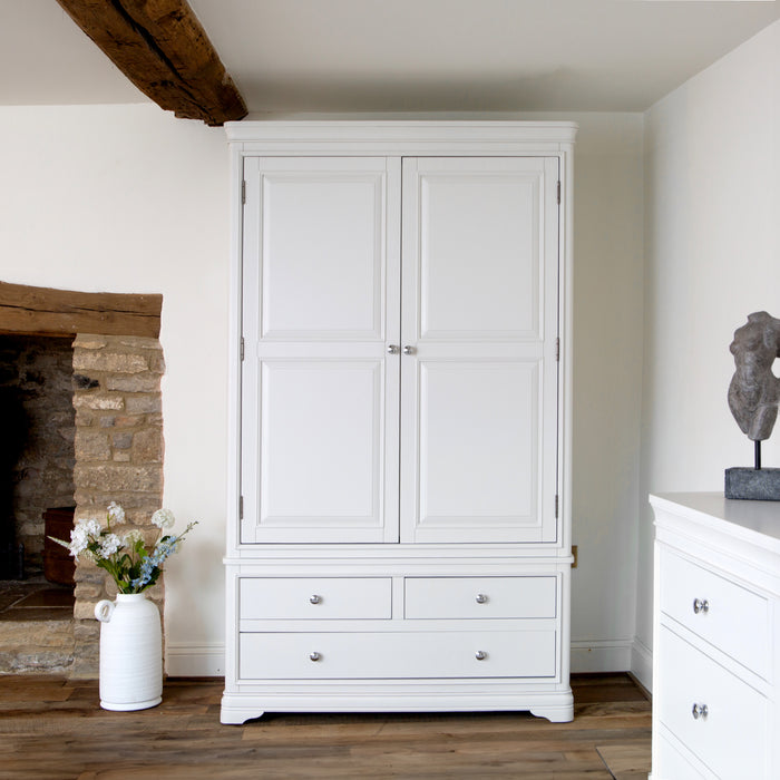 Dartmouth white Douible wardrobe with drawers