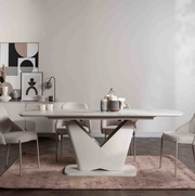 Qiunn Extending Dining Table