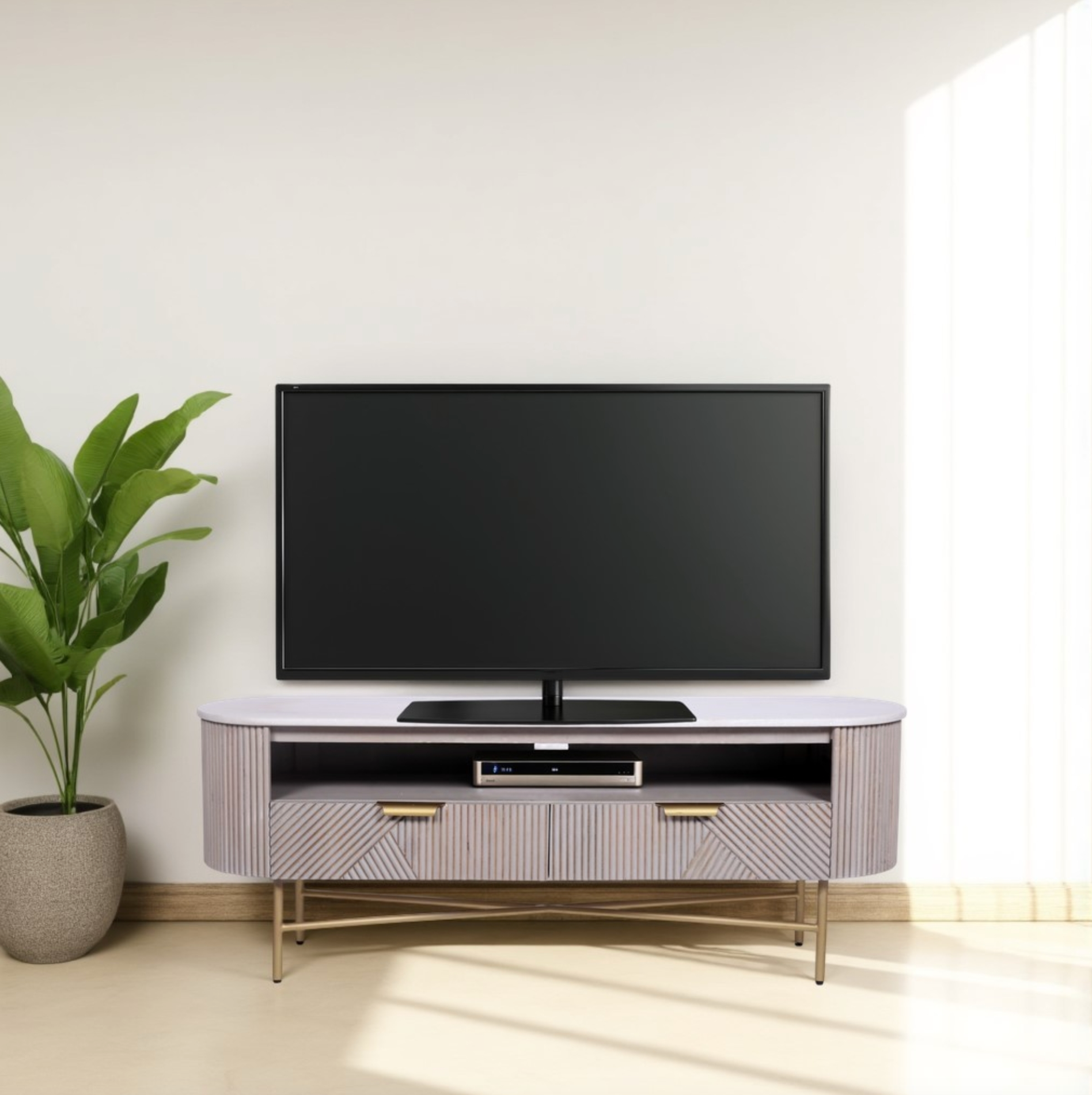 Amiri TV Unit