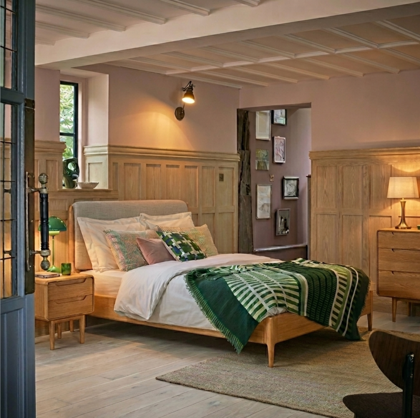 G-PLAN WINCHESTER OAK BEDSTEAD WITH UPHOLSTERED HEADBOARD