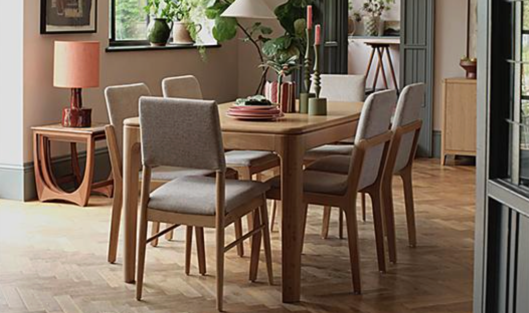 G-PLAN MADDISON 160CM-210CM EXTENDING DINING TABLE & Maddson chairs Option 2