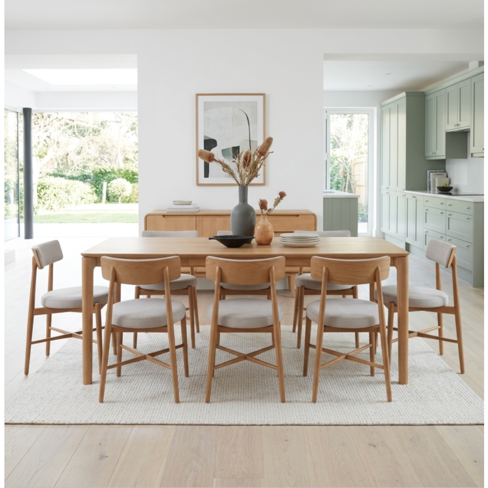 G Plan Winchester 135 – 190cm Extending Dining Table