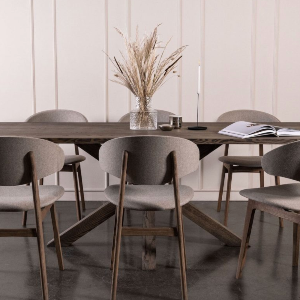 Kristensen Alcor Soft dining table with barrel-shaped top plate 200 x100