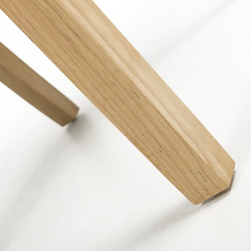 Candia upholstered chair