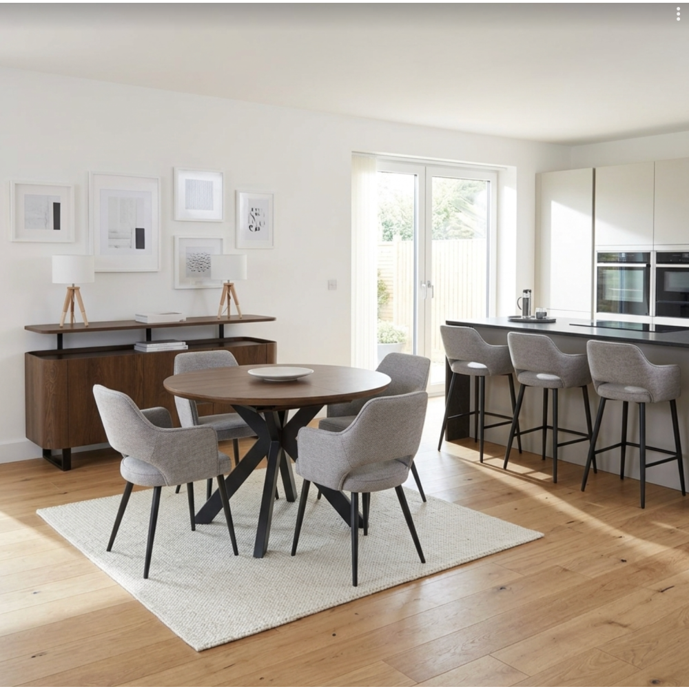 Boston Extending Round Table 1200-1600mm – Smoked