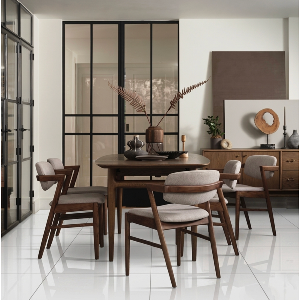G-PLAN Marlow Extending 160/215 table and darcy chairs package