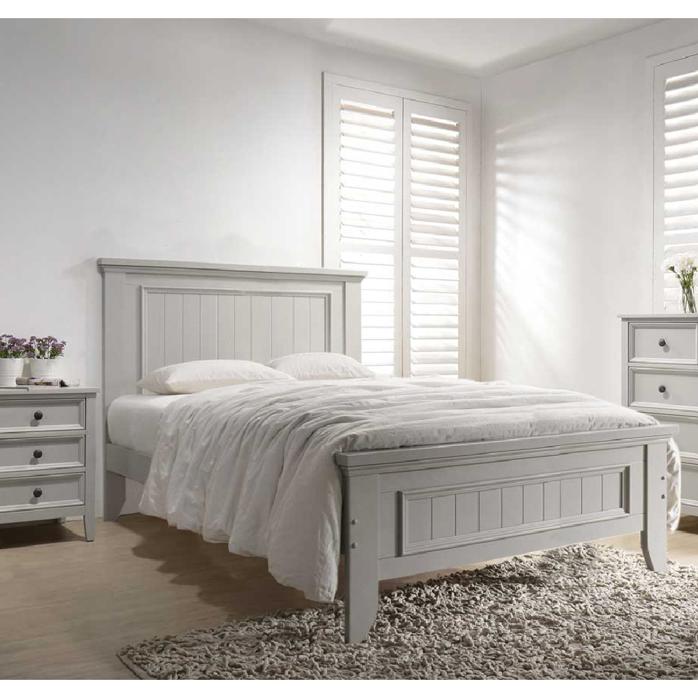Mila 4ft6 Panelled Bed Clay