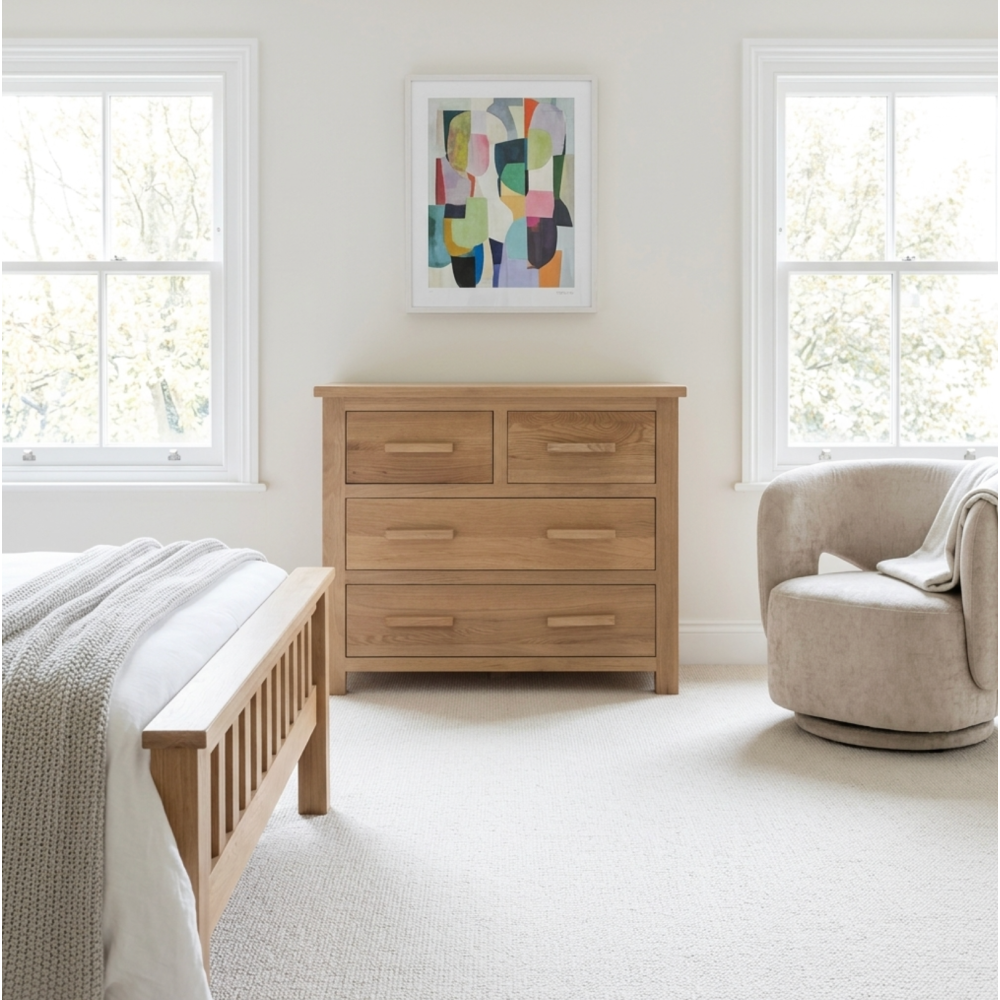 Opus Solid Oak 2/2 Chest