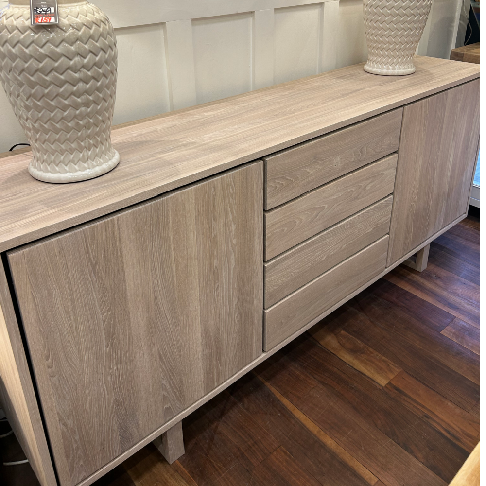 Kristensen Forest Oak 2m Centre Drawer