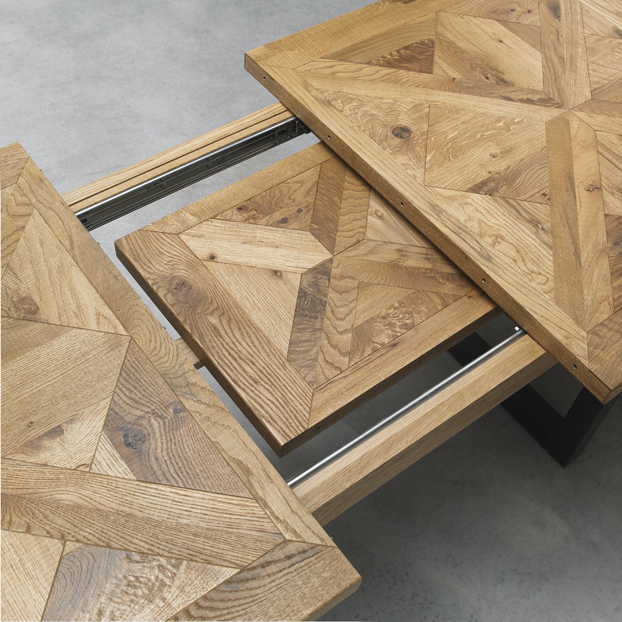 Indus Rustic Oak 4-6 Dining Table