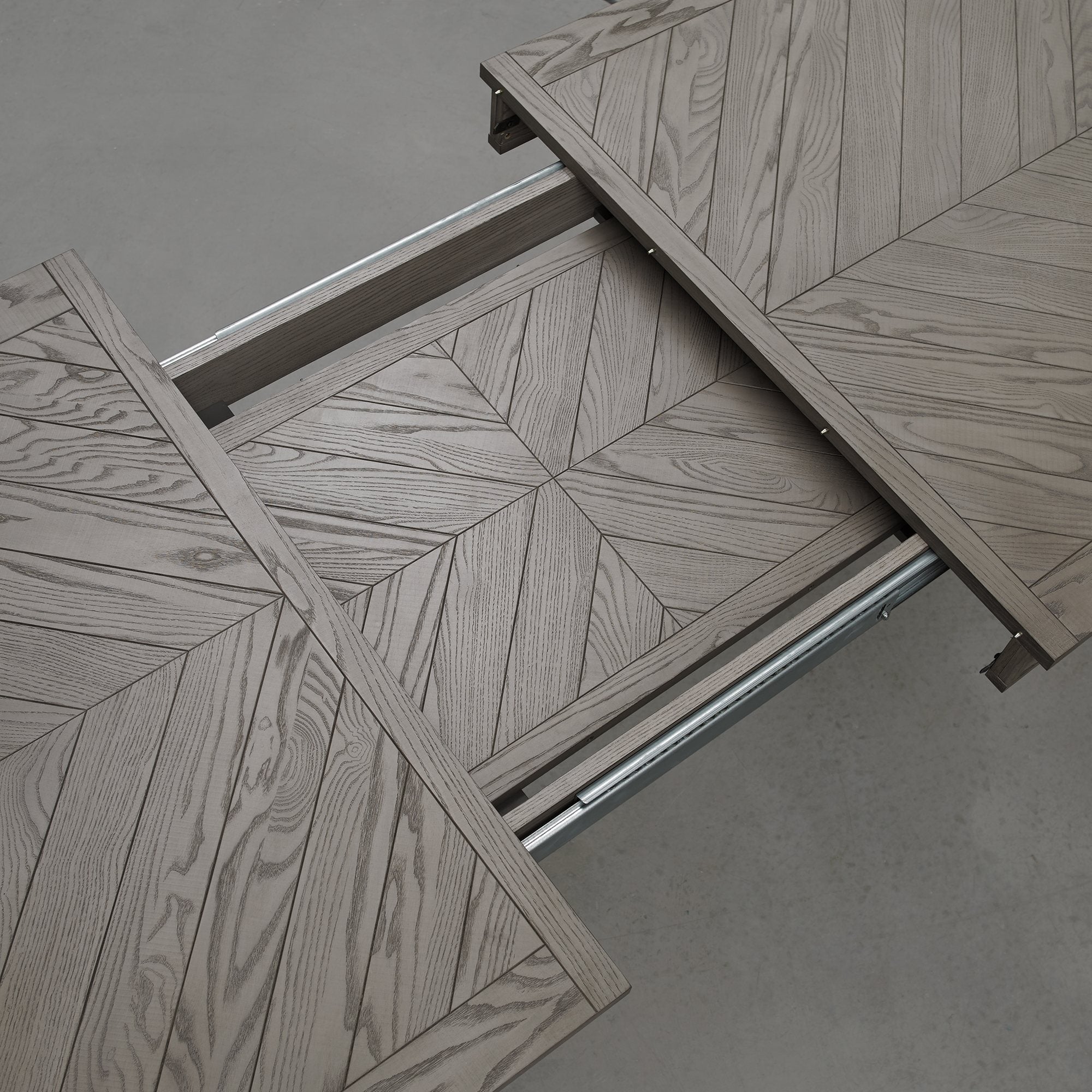 Monroe Silver Grey Oak Large Extendiing Table