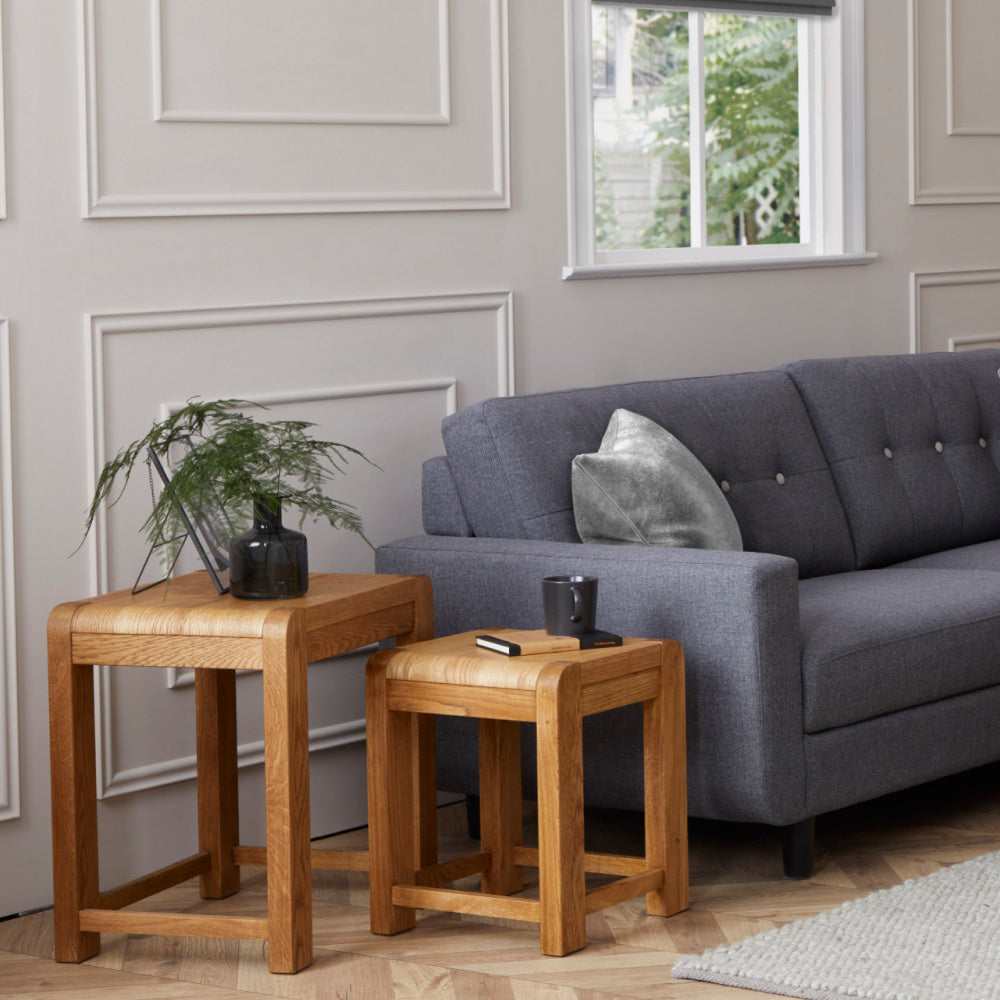 Bergen Oak Nest of 2 Coffee tables