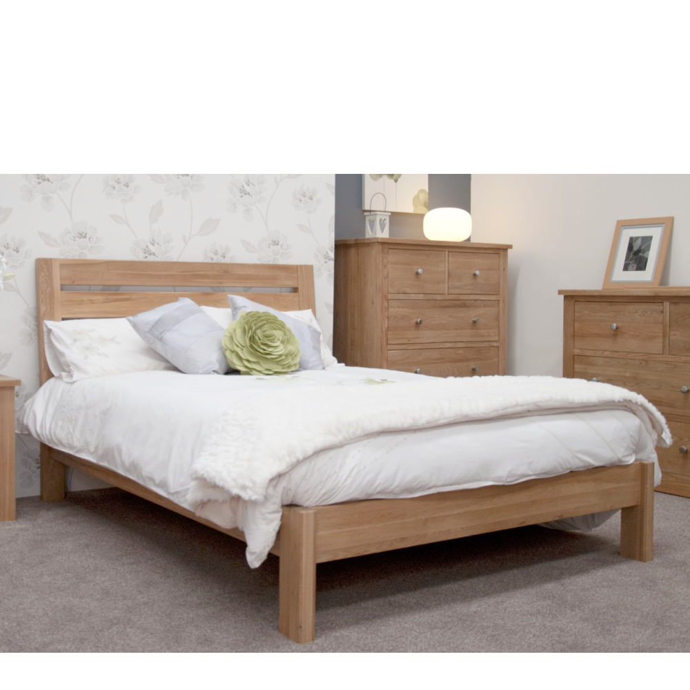 Opus Solid oak Westbury bedstead