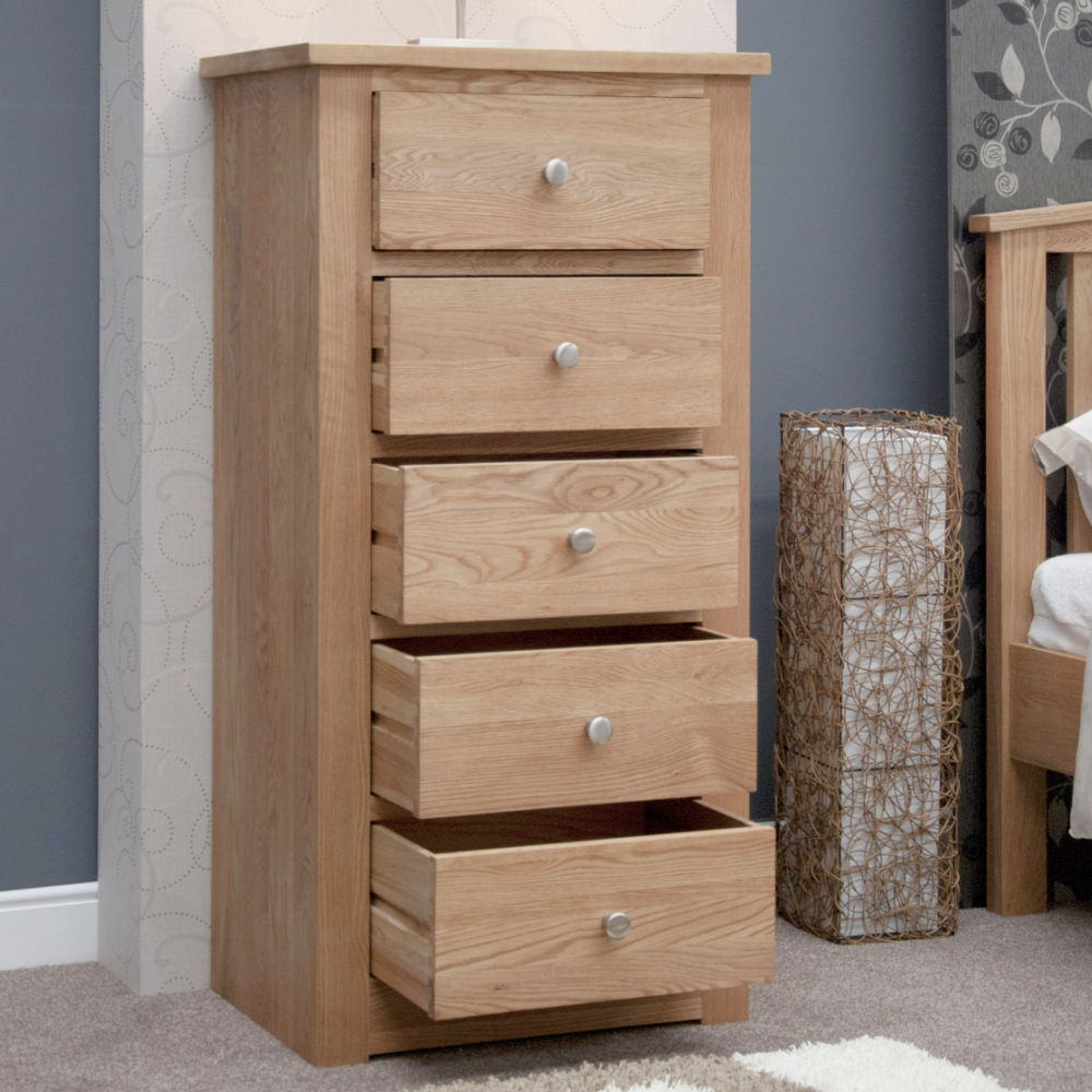 Torino Solid Oak 5 Drawer Wellington Chest