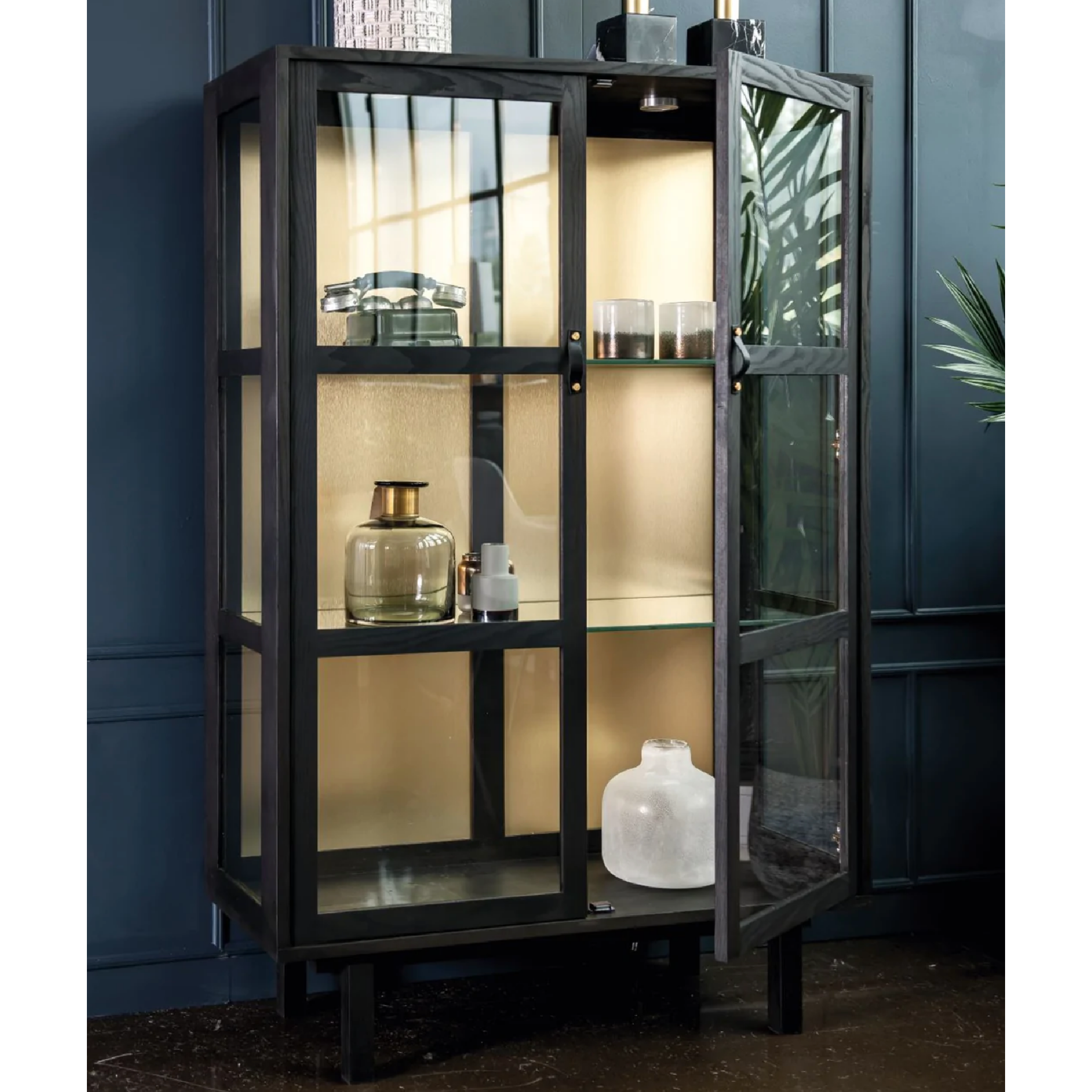 Kristensen Kristensen Urban Display cabinets